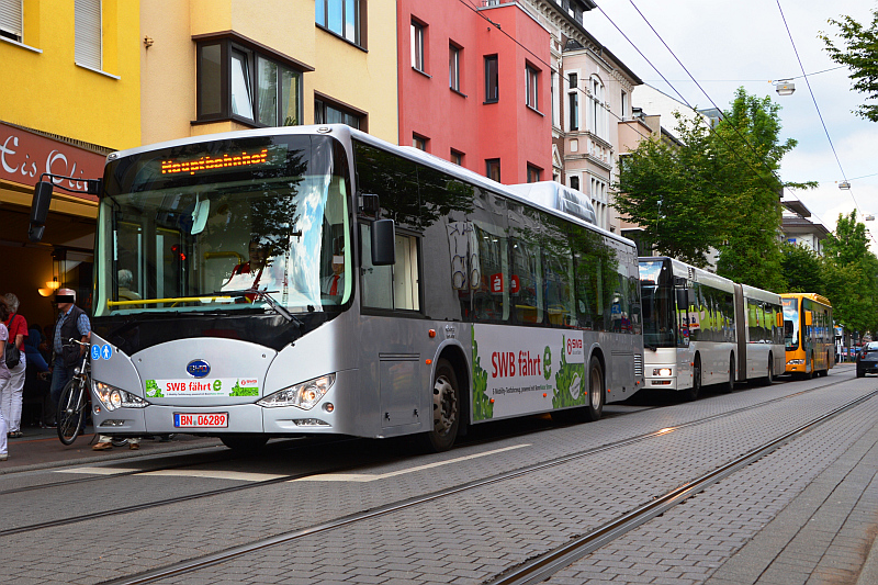 Elektrobusy v Bonnu Foto: Spielvogel, Wikimedia Commons