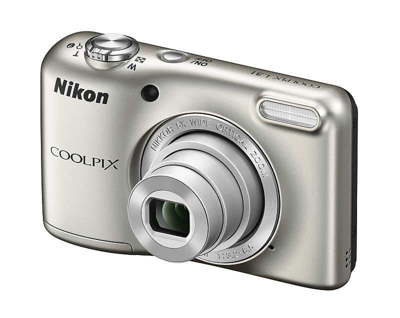 Fotoaparát COOLPIX L31 značky Nikon v elegantním stříbrném provedení Foto: Nikon, oficiální zdroj
