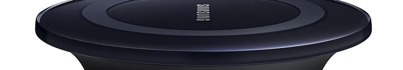 Bezdrátová dobíjecí podložka pro smartphony Samsung Galaxy S6 a S6 edge v černé barvě Foto: Samsung, oficiální zdroj