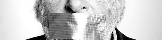 Mlčení bolí: V kampani (ne)promlouvá také Jan Kačer Oficiální zdroj: MLČENÍ BOLÍ